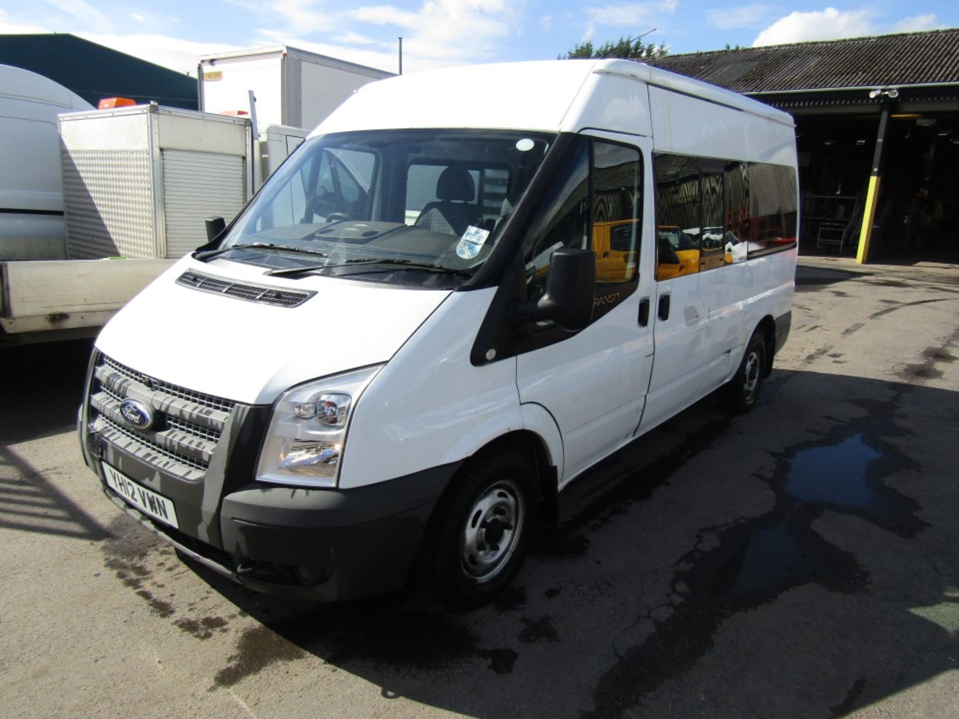 12 reg FORD TRANSIT 125 T300 FWD MINIBUS (DIRECT COUNCIL) 1ST REG 05/12, TEST 05/23, 48363M, V5 - Image 2 of 8