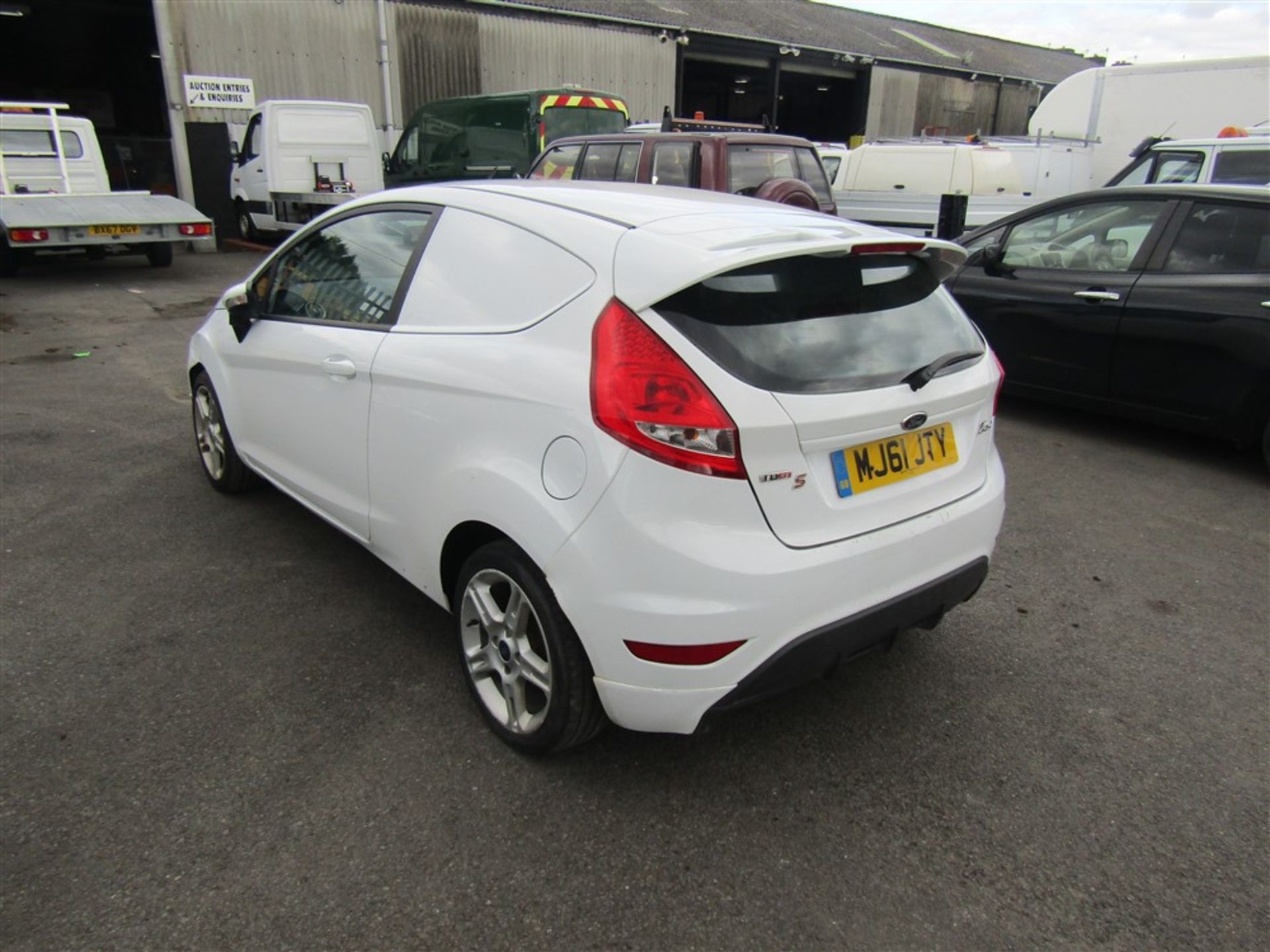 61 reg FORD FIESTA SPORT TDCI VAN, 1ST REG 10/11, TEST 10/22, 161449M NOT WARRANTED, V5 HERE, - Image 3 of 6