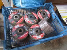 QTY OF SANDING DISCS [+ VAT]