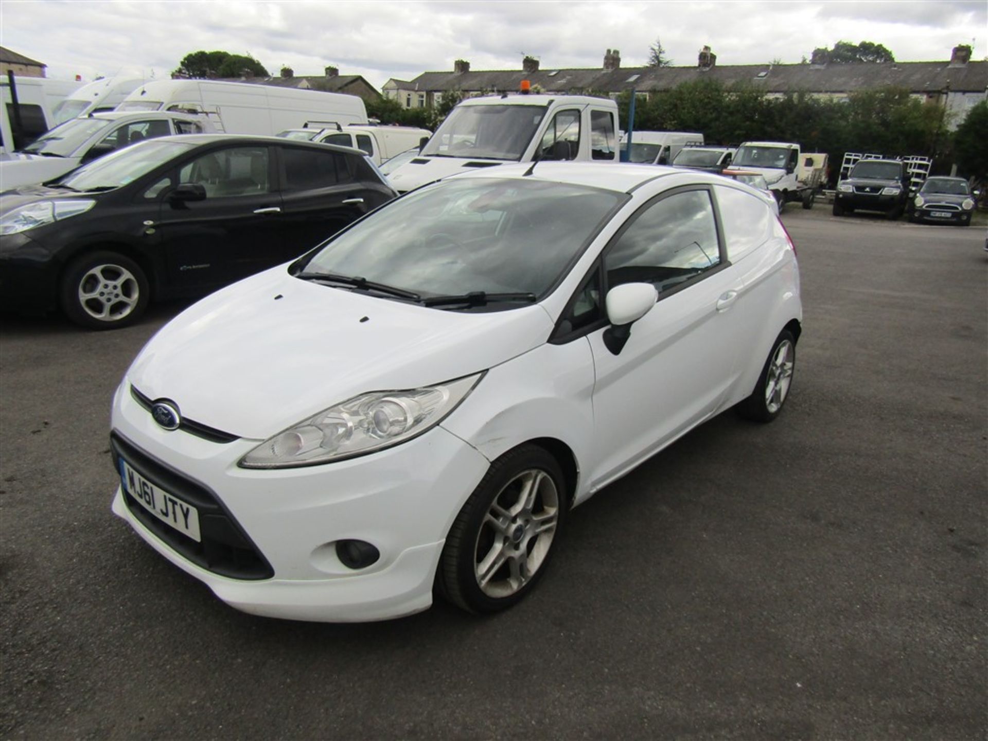 61 reg FORD FIESTA SPORT TDCI VAN, 1ST REG 10/11, TEST 10/22, 161449M NOT WARRANTED, V5 HERE, - Image 2 of 6