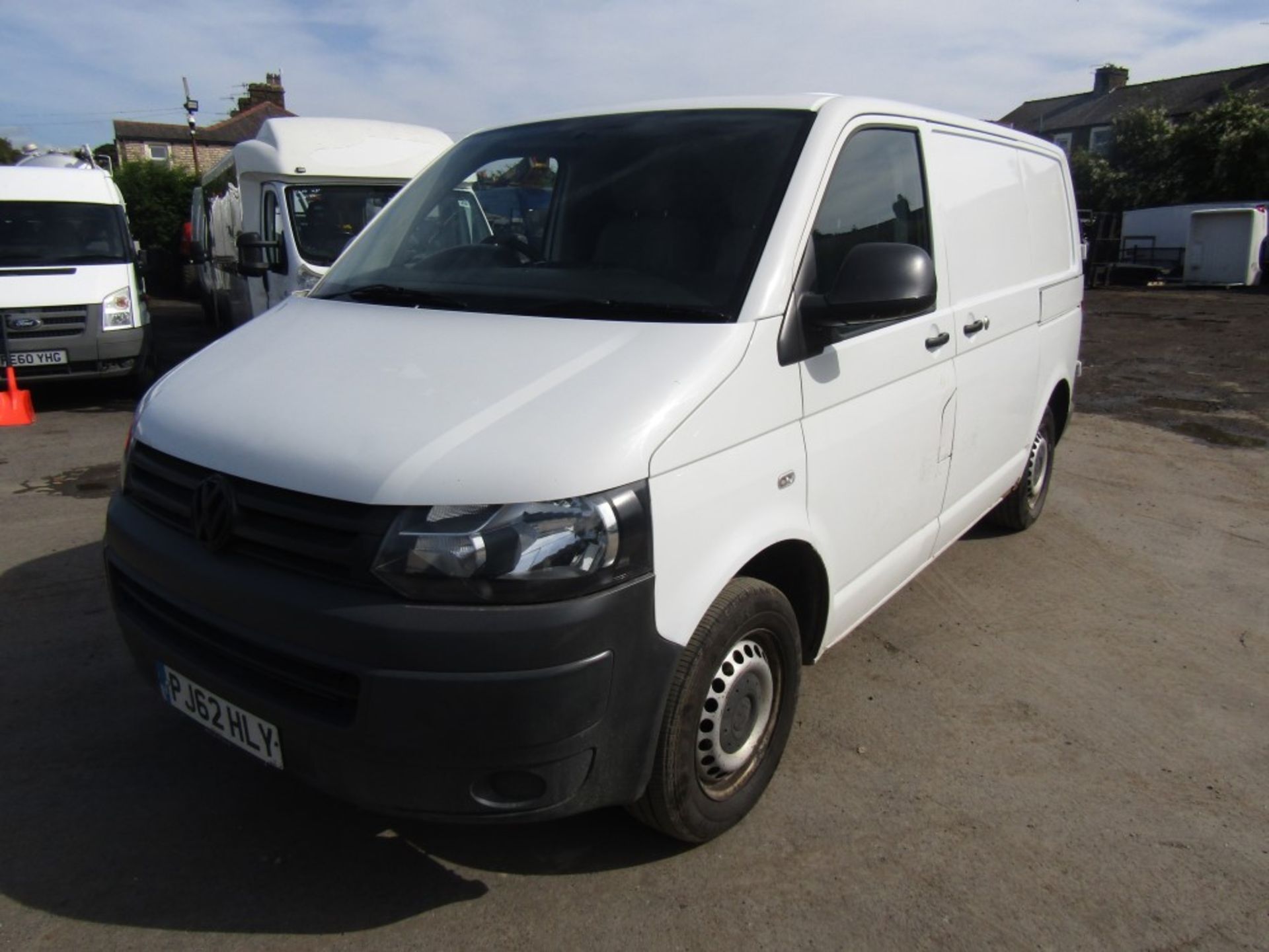 62 reg VW TRANSPORTER T28 102 TDI SWB, 1ST REG 01/13, TEST 10/22, 156638M, V5 HERE, 2 FORMER KEEPERS - Image 2 of 7