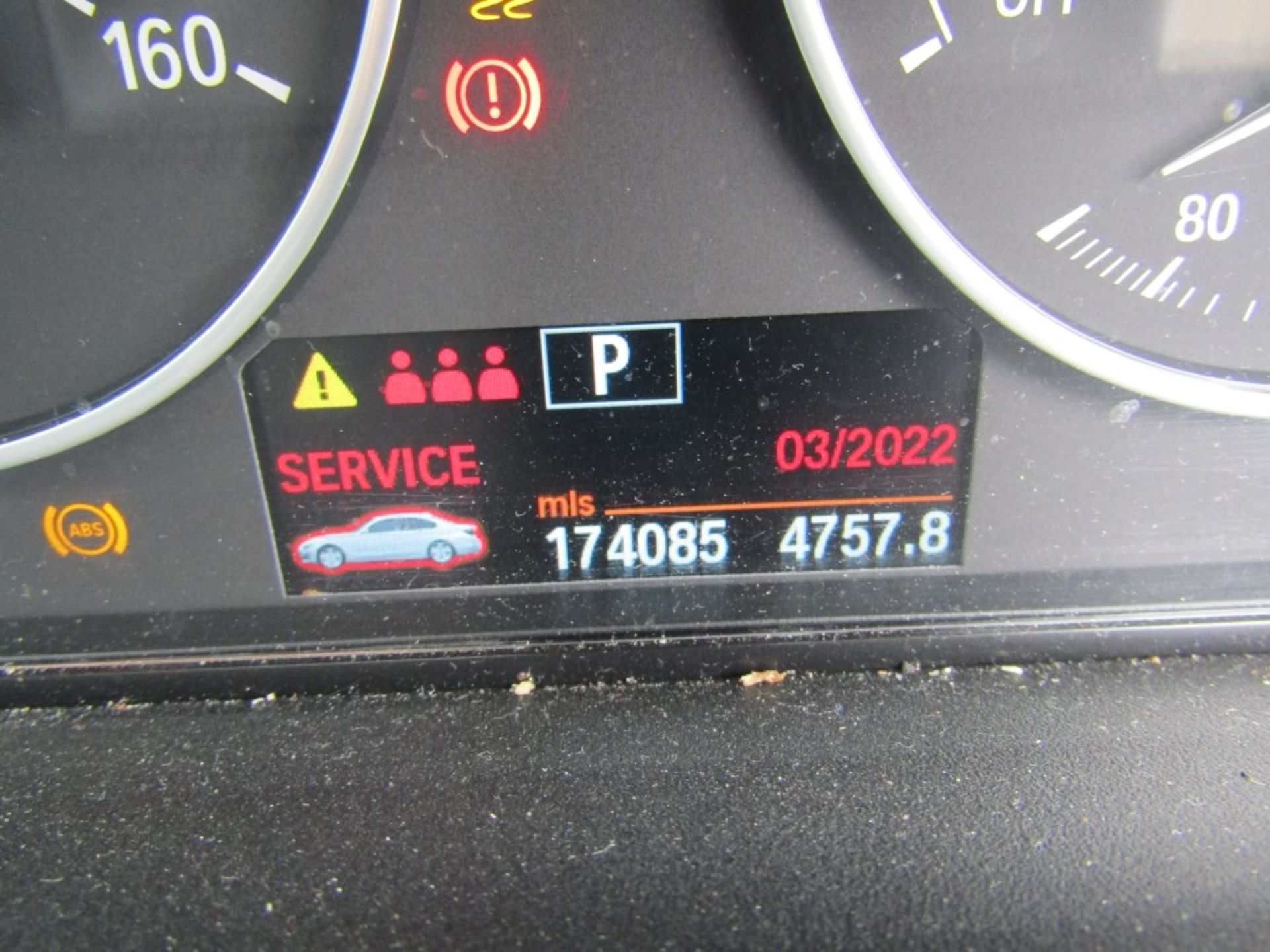 13 reg BMW 320D SE AUTO, 1ST REG 05/13, TEST 04/23, 174085M NOT WARRANTED, V5 HERE, 5 FORMER KEEPERS - Image 6 of 6