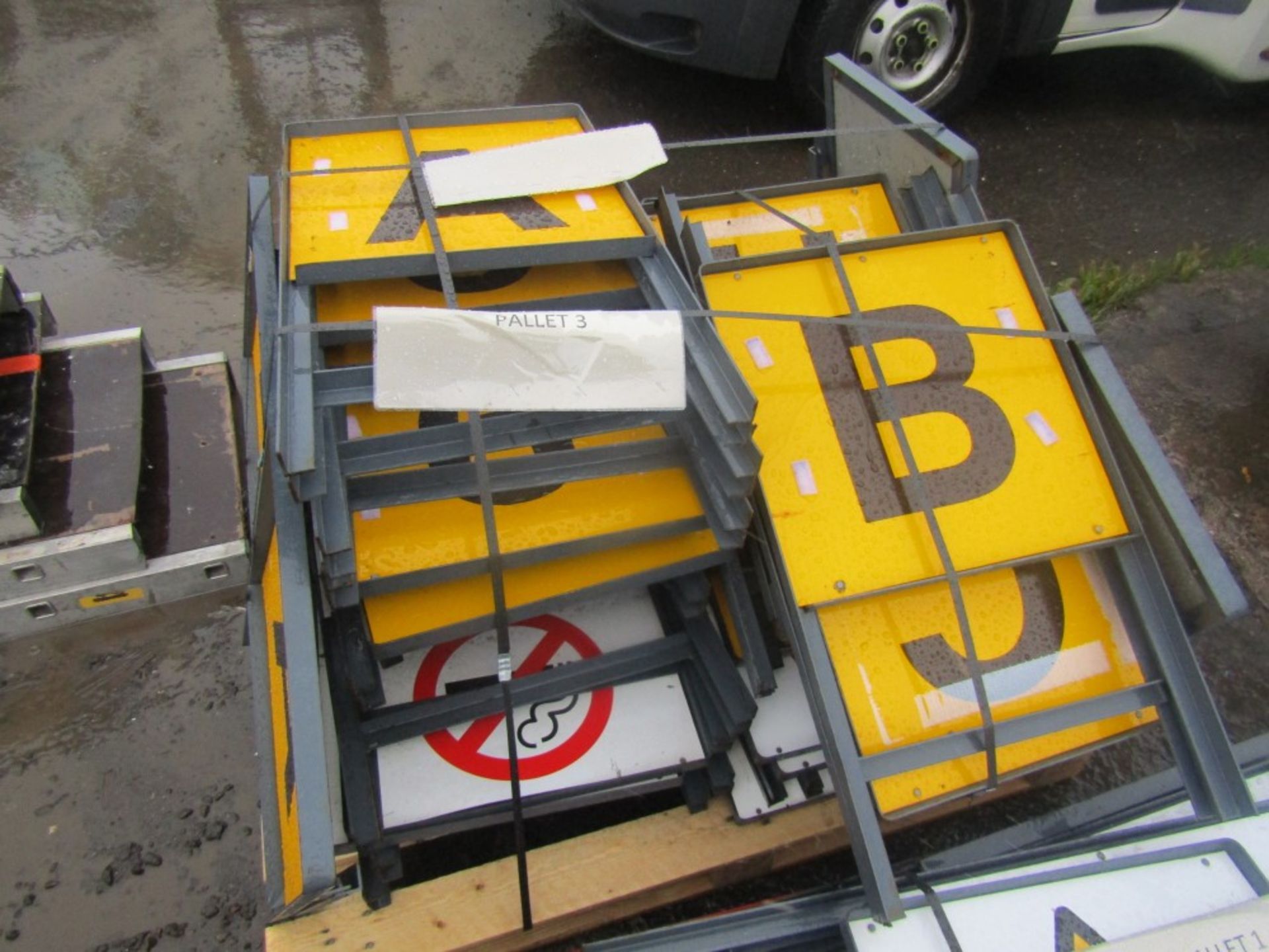 PALLET OF SIGNS (3) (DIRECT HIRE CO) [+ VAT]