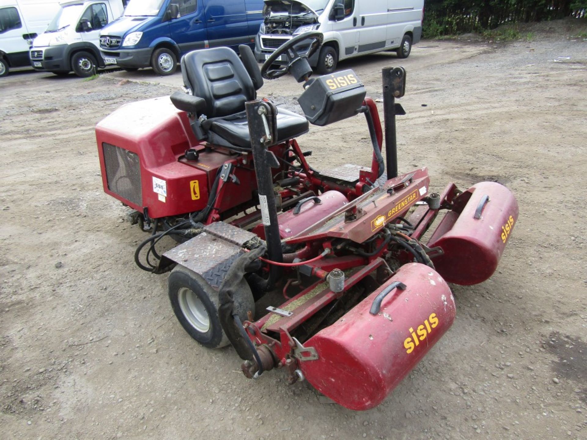 SISIS GREENSTAR TRIPLE CUT MOWER, 2338 HOURS NOT WARRANTED [NO VAT]