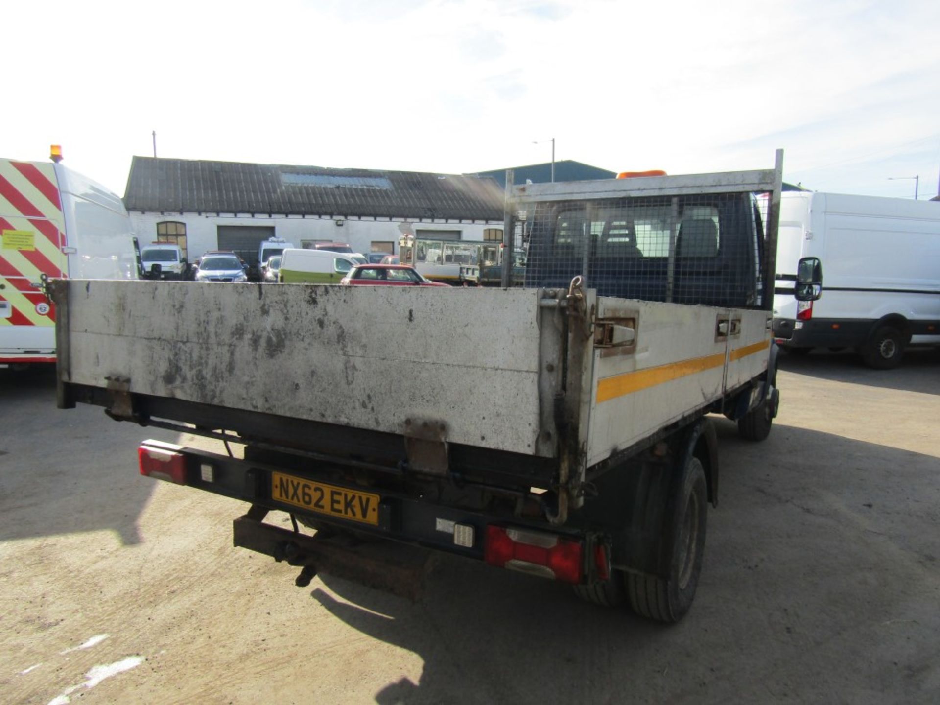 62 reg IVECO DAILY 70C17 TIPPER, 1ST REG 09/12, TEST 03/23, 165037M, V5 HERE, 1 FORMER KEEPER [+ - Image 4 of 6