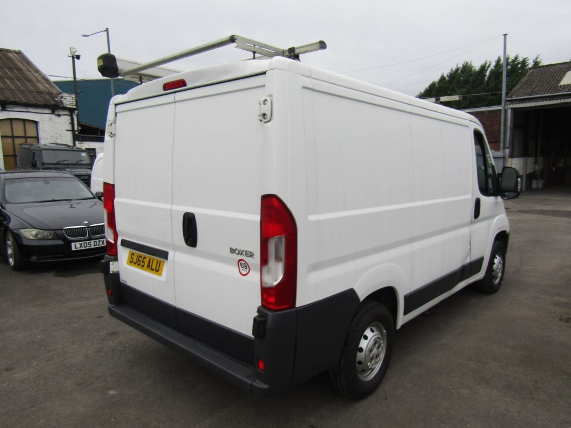 65 reg PEUGEOT BOXER 333 L1H1 HDI, 1ST REG 12/15, TEST 12/22, 122278M, V5 HERE, 1 OWNER FROM - Image 4 of 7