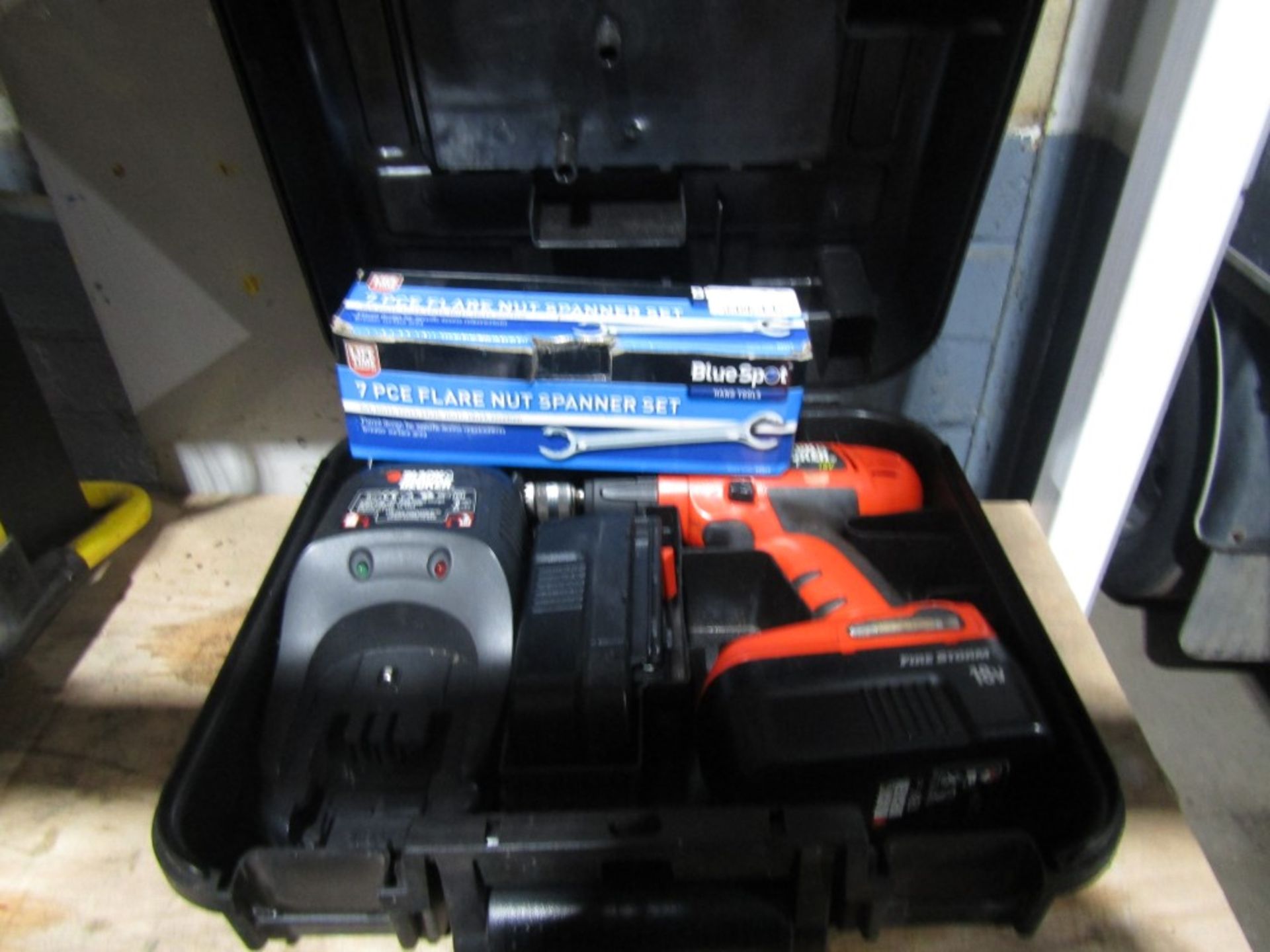 BLACK + DECKER CORDLESS DRILL SET & SET OF SPANNERS [+ VAT]