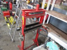 12TONNE HYDRAULIC PRESS (DIRECT HIRE COMPANY) [+ VAT]