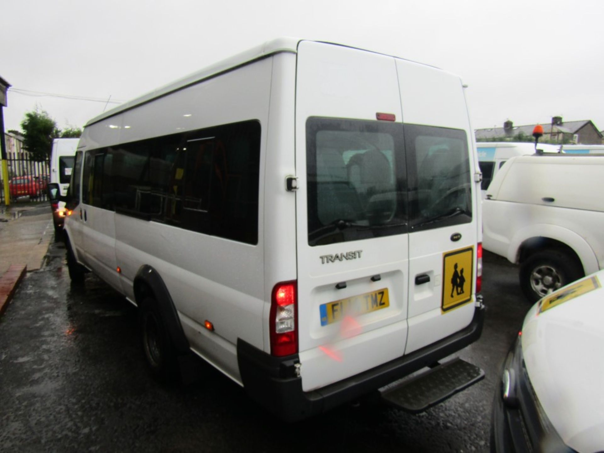 14 reg FORD TRANSIT 135 T430 RWD MINIBUS (DIRECT COUNCIL) 1ST REG 03/14, TEST 01/23, 70071M, V5 - Image 3 of 7