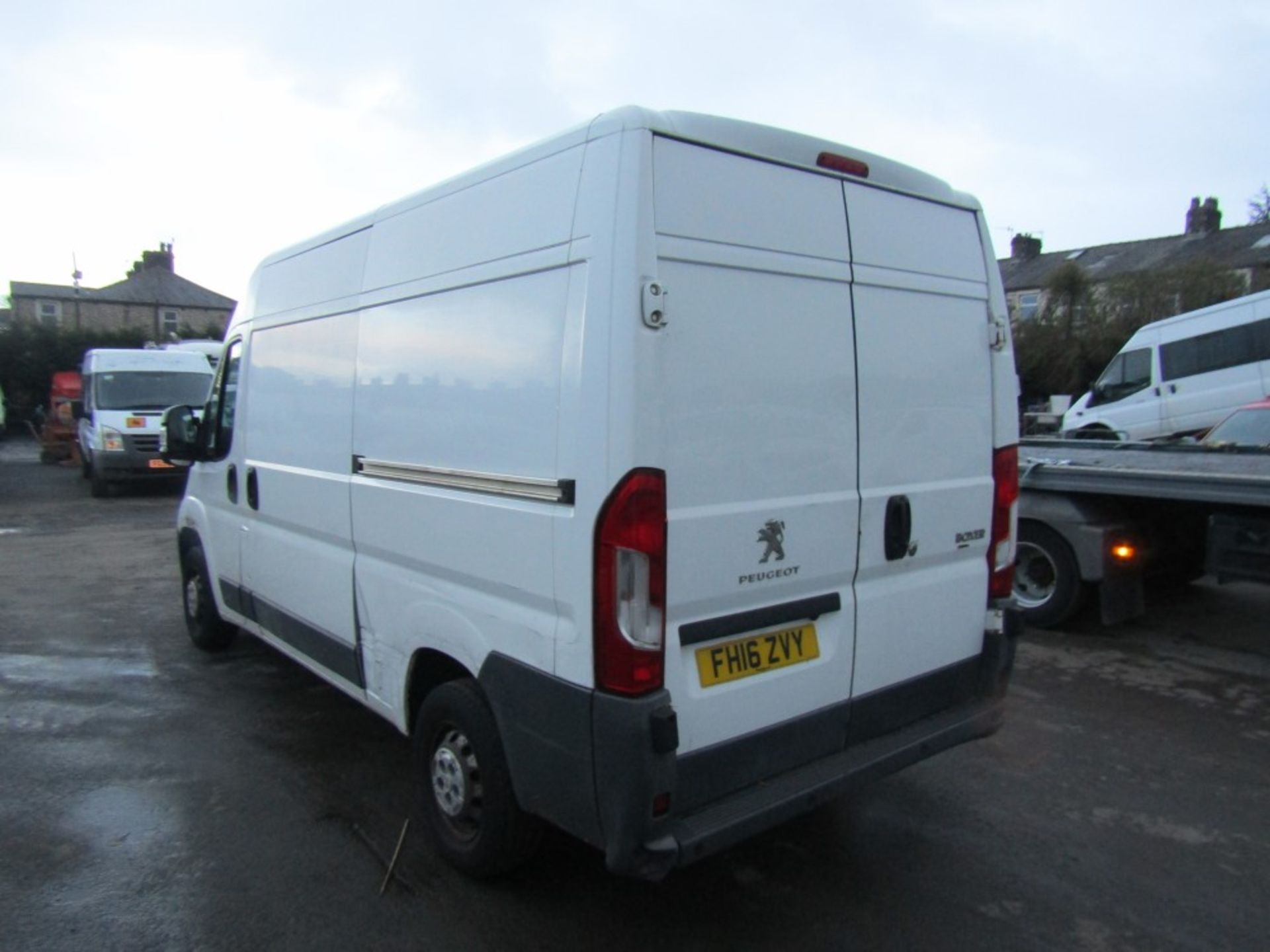 16 reg PEUGEOT BOXER 335 PROFESSIONAL L2H2 HDI, 1ST REG 06/16, TEST 09/23, 170857M WARRANTED, V5 - Image 3 of 6