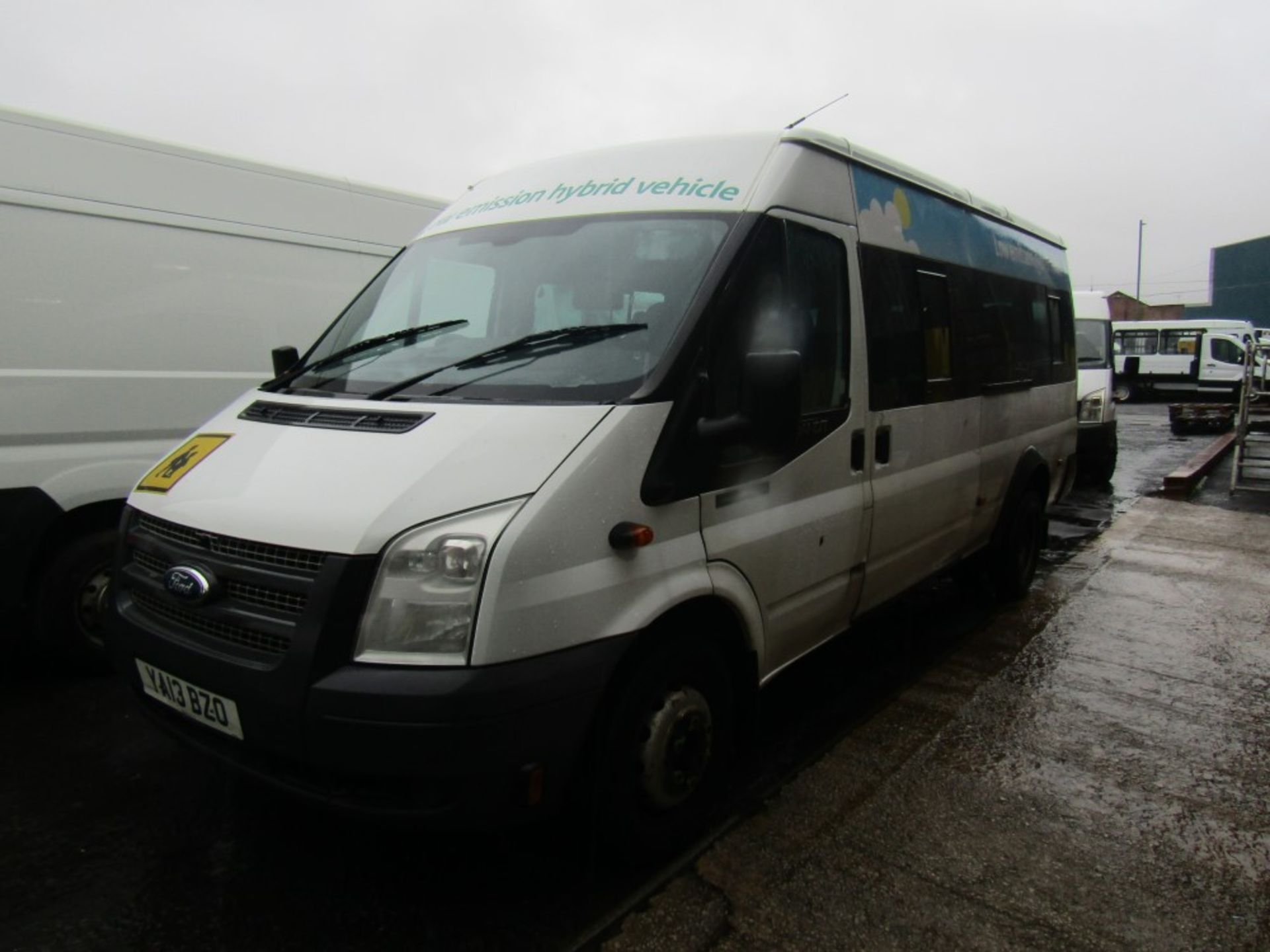 13 reg FORD TRANSIT 135 T430 RWD MINIBUS (DIRECT COUNCIL) 1ST REG 08/13, TEST 08/23, 87635M, V5 HERE - Image 2 of 7