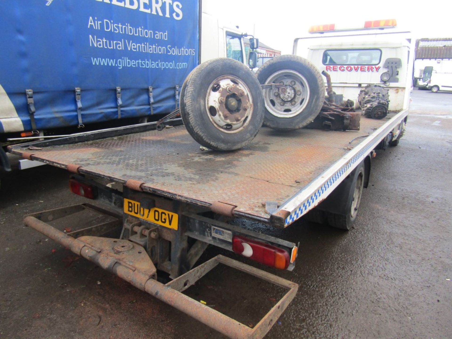 07 reg MITSUBISHI FUSO CANTER 7C14D & SPARES, 1ST REG 06/07, 348420KM, NO V5 [NO VAT] - Image 4 of 9