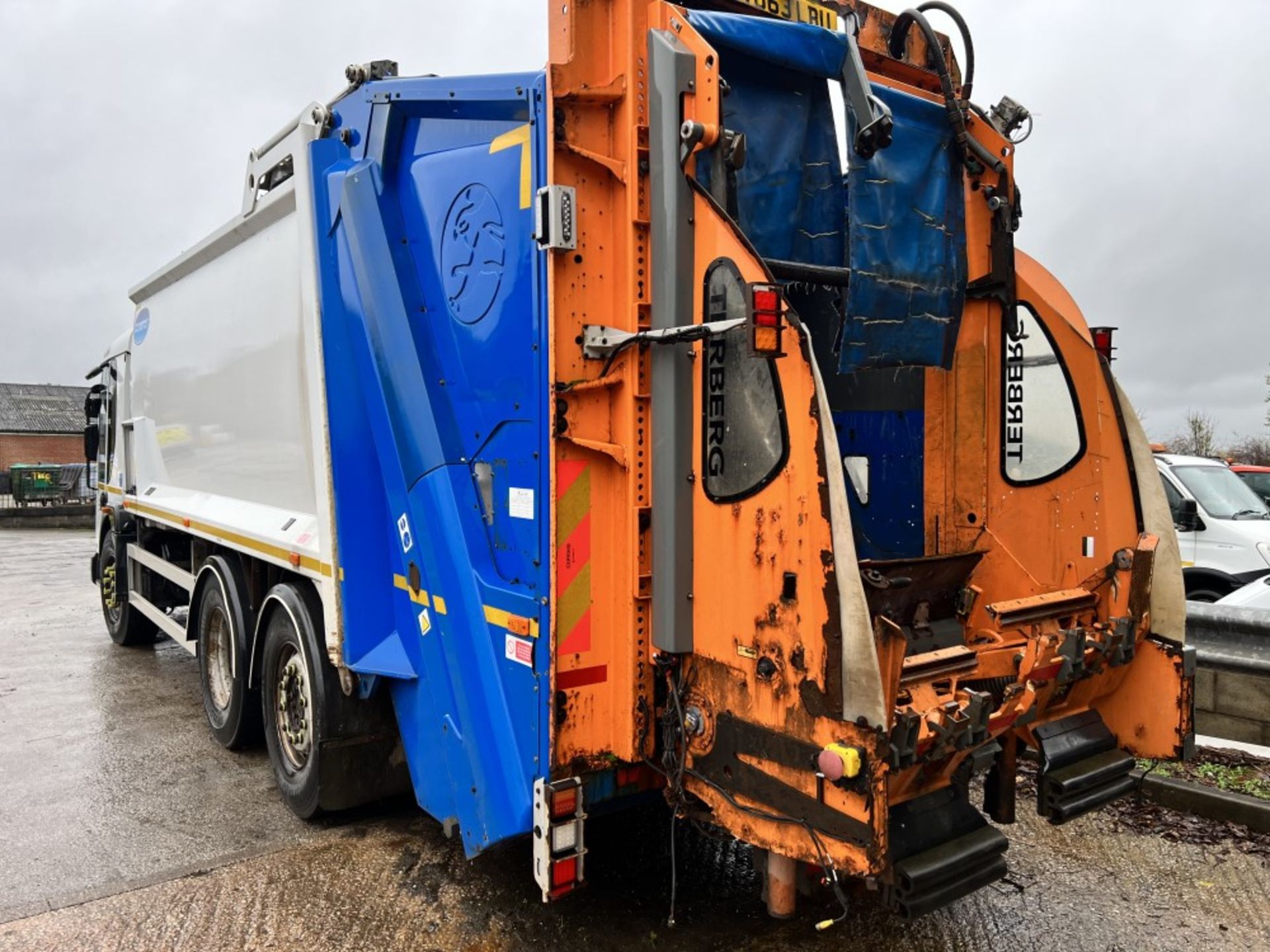 63 reg DENNIS ELITE 2 REFUSE WAGON (NON RUNNER - BITS MISSING) (DIRECT COUNCIL) (LOCATION LEEK) - Image 3 of 5