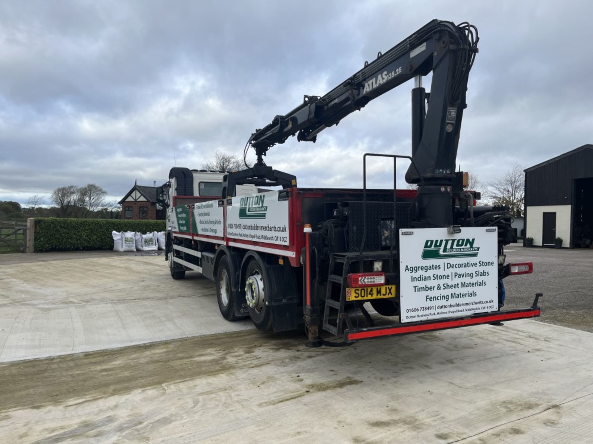 14 reg VOLVO FM DROPSIDE C/W REAR MOUNTED ATLAS 135.2E CRANE & BRICK GRAB (LOCATION MIDDLEWICH) - Image 6 of 11