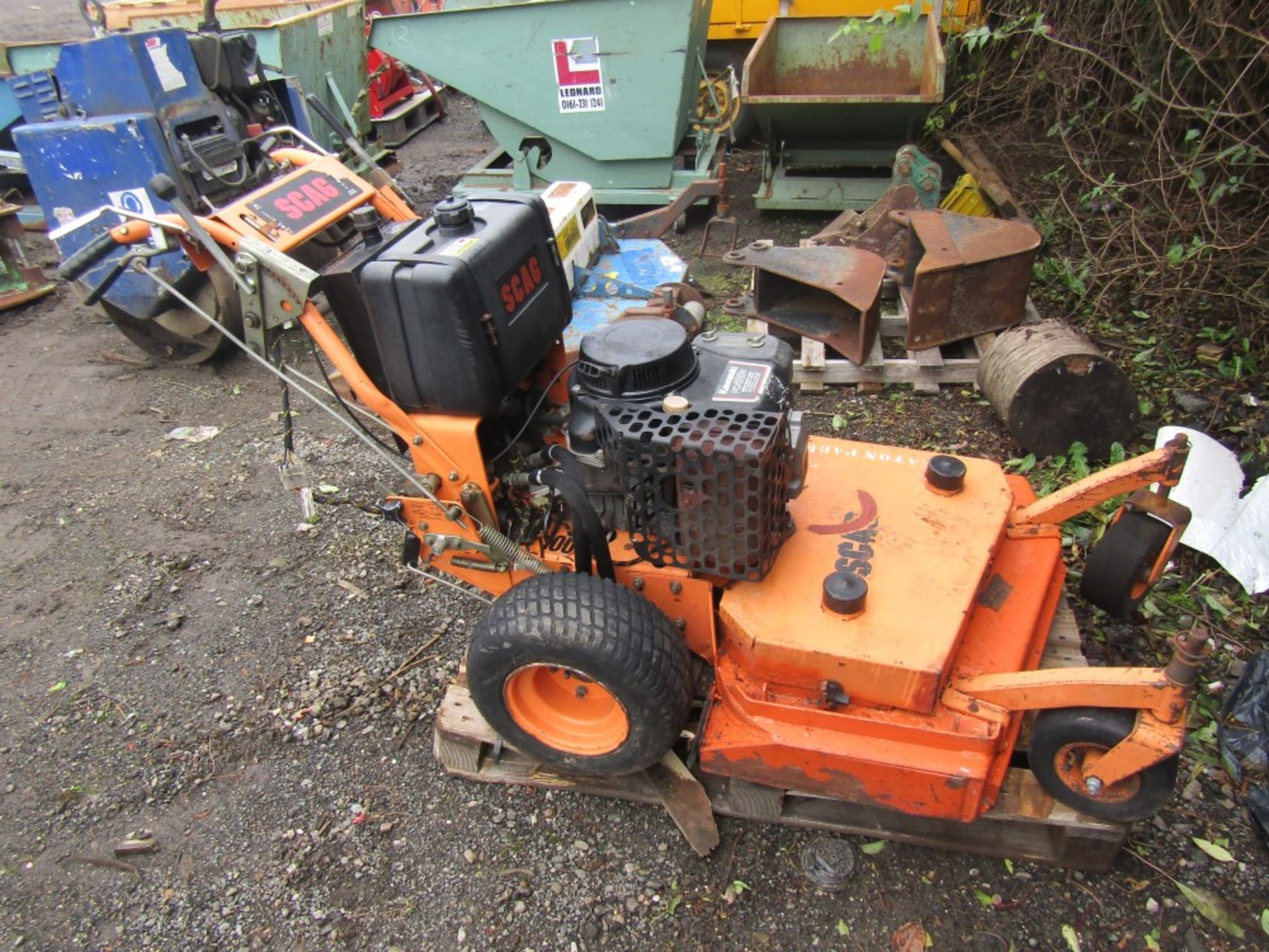 SCAG 32" INCH MOWER [+ VAT]