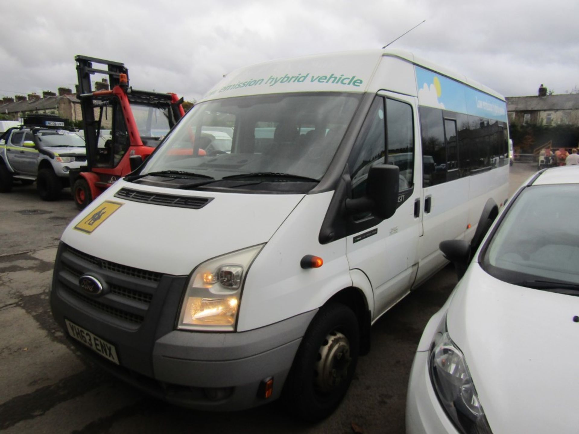 63 reg FORD TRANSIT 135 T430 RWD MINIBUS (DIRECT COUNCIL) 1ST REG 09/13, TEST 05/23, 88077M, V5 - Image 2 of 7