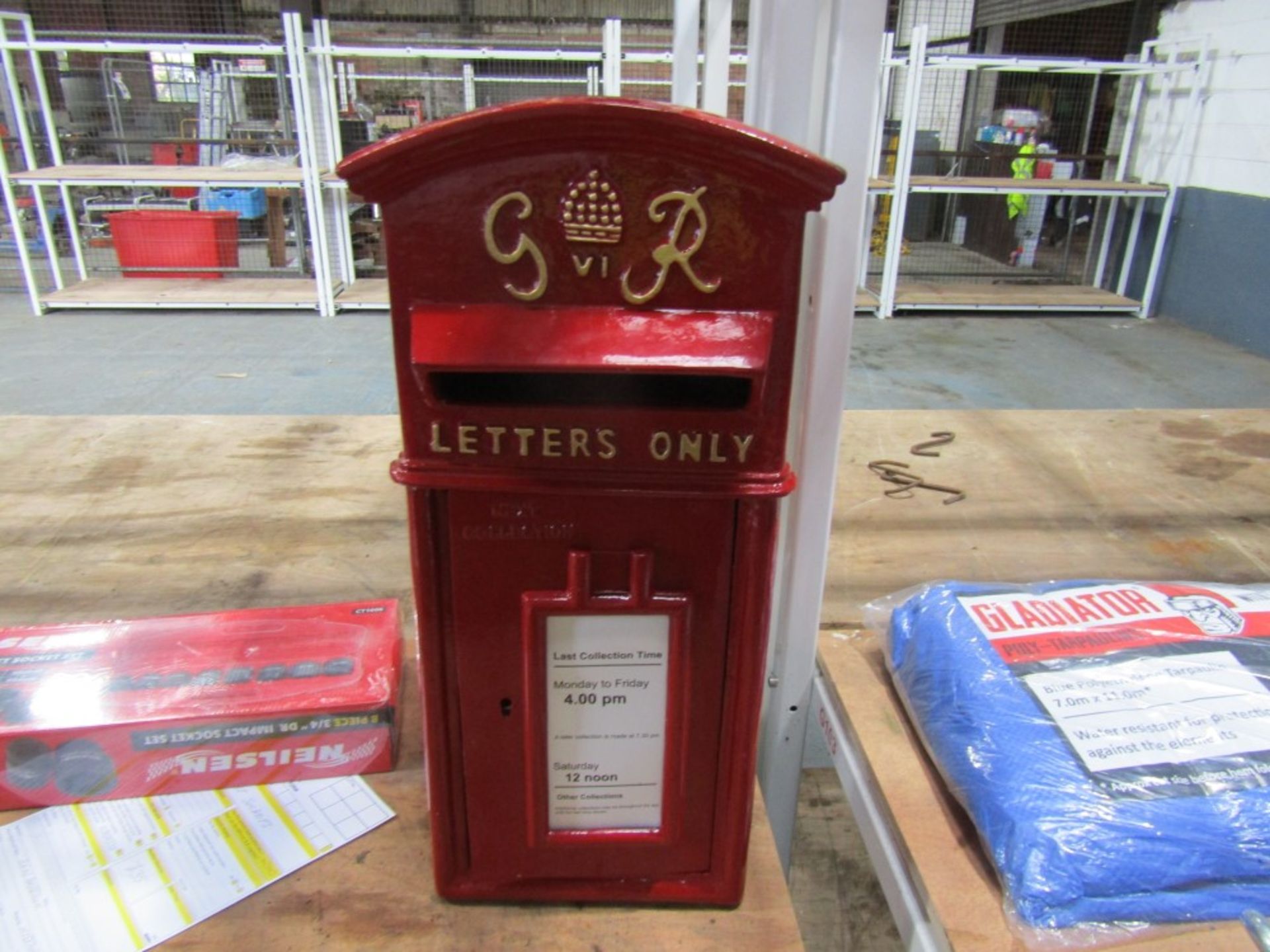 GR POST BOX [+ VAT]