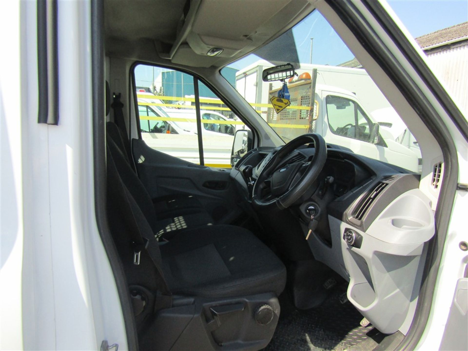 16 reg FORD TRANSIT 350 TIPPER, 1ST REG O5/16, 113210M, V5 HERE, 1 OWNER FROM NEW [NO VAT] - Image 5 of 6