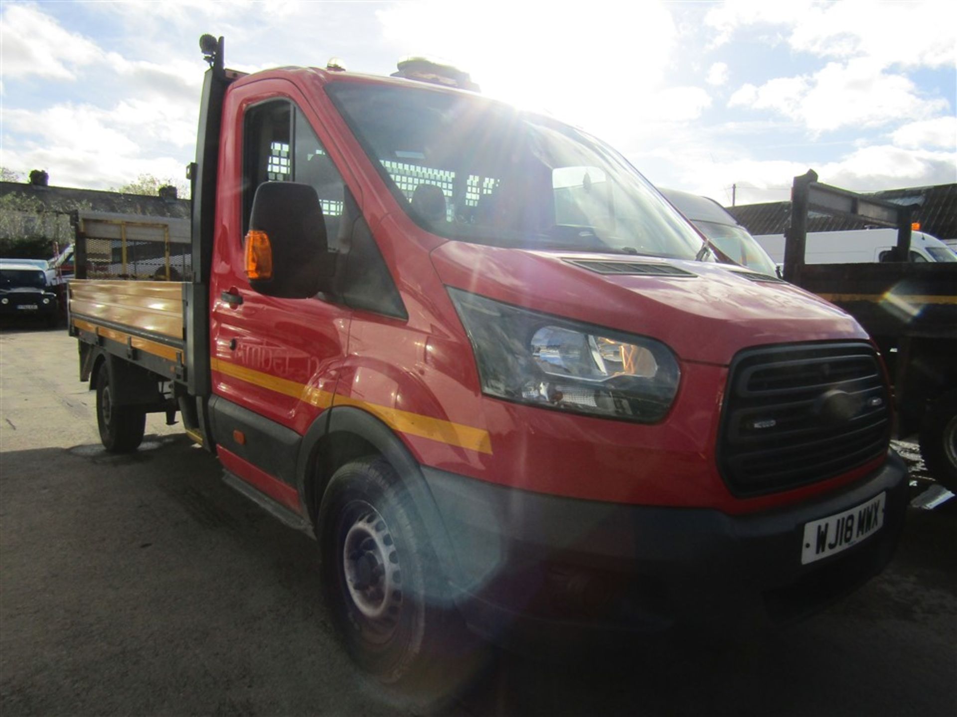 18 reg FORD TRANSIT T350 125 14FT DROPSIDE PICKUP C/W TAIL LIFT, 1ST REG 03/18, TEST 03/23, 91263M