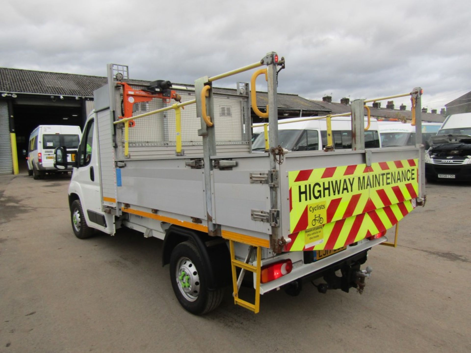 17 reg CITROEN RELAY 35 L2 BLUE HDI TIPPER, 1ST REG 08/17, TEST 08/23, 81275M, V5 MAY FOLLOW [+ - Image 3 of 6