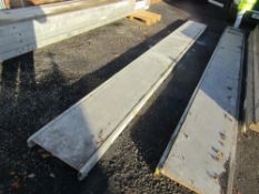 20' YOUNGMAN BOARD (DIRECT HIRE CO) [+ VAT]