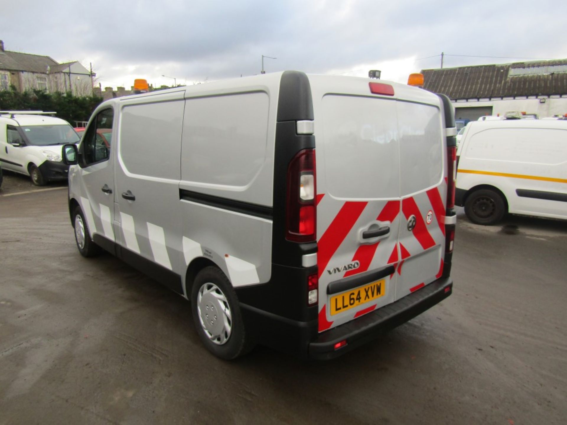 64 reg VAUXHALL VIVARO 2900 CDTI ECOFLEX, 1 COMPANY OWNER, FSH, AIR CON, 1ST REG 12/14, TEST 11/ - Image 3 of 7