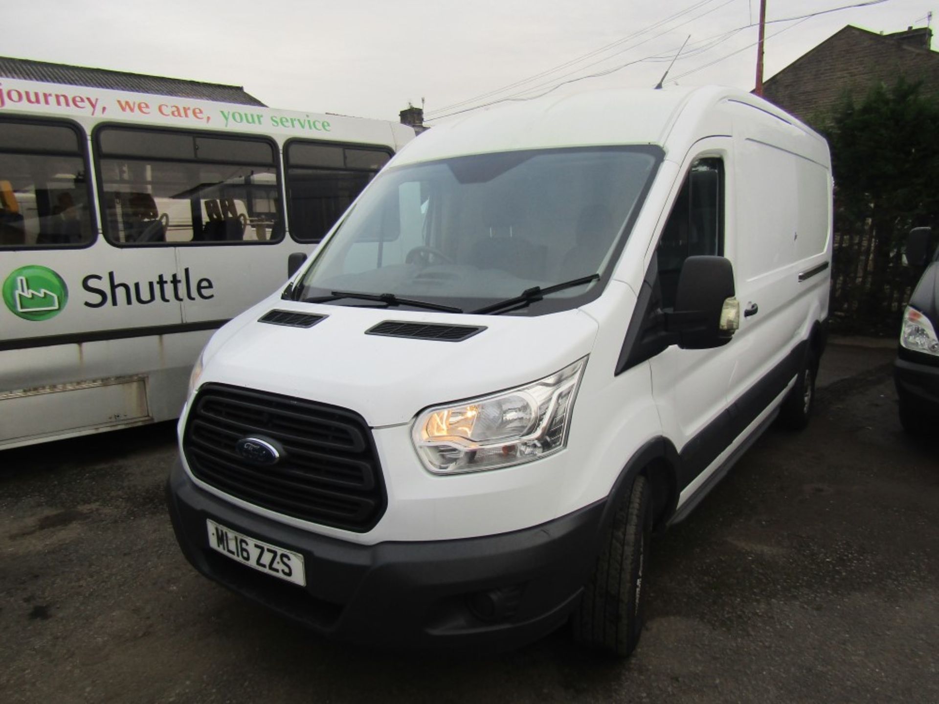 16 reg FORD TRANSIT 350, 1ST REG 03/16, 112563M NOT WARRANTED, V5 HERE, 1 FORMER KEEPER [+ VAT] - Image 2 of 7