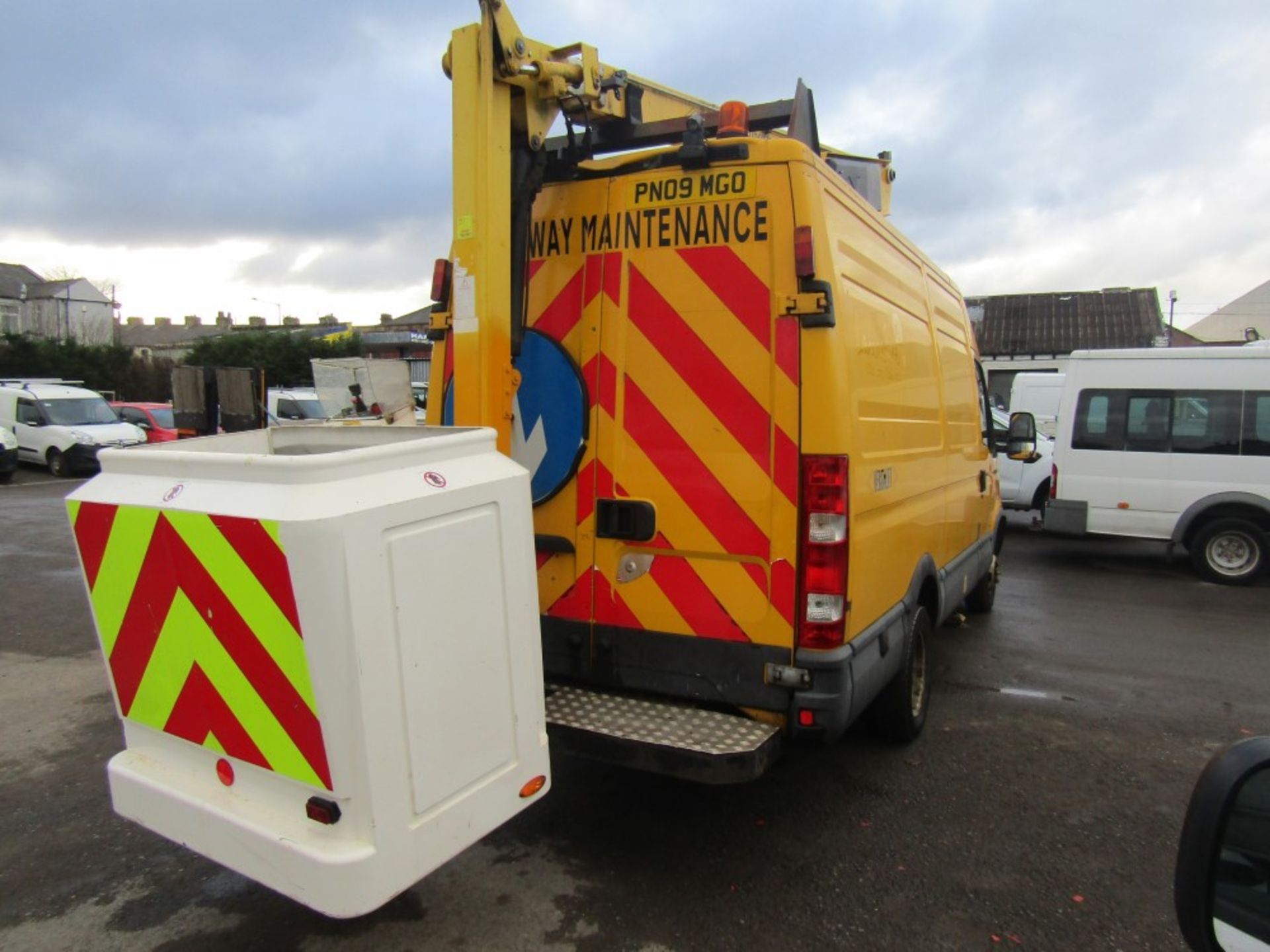 09 reg IVECO DAILY 50C15 C/W VERSALIFT EUROTEL 36NF (DIRECT COUNCIL) 1ST REG 08/09, TEST 03/23, - Image 4 of 8