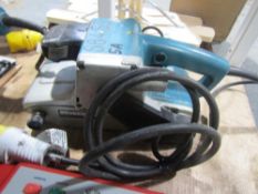 4" BELT SANDER (DIRECT HIRE COMPANY) [+ VAT]