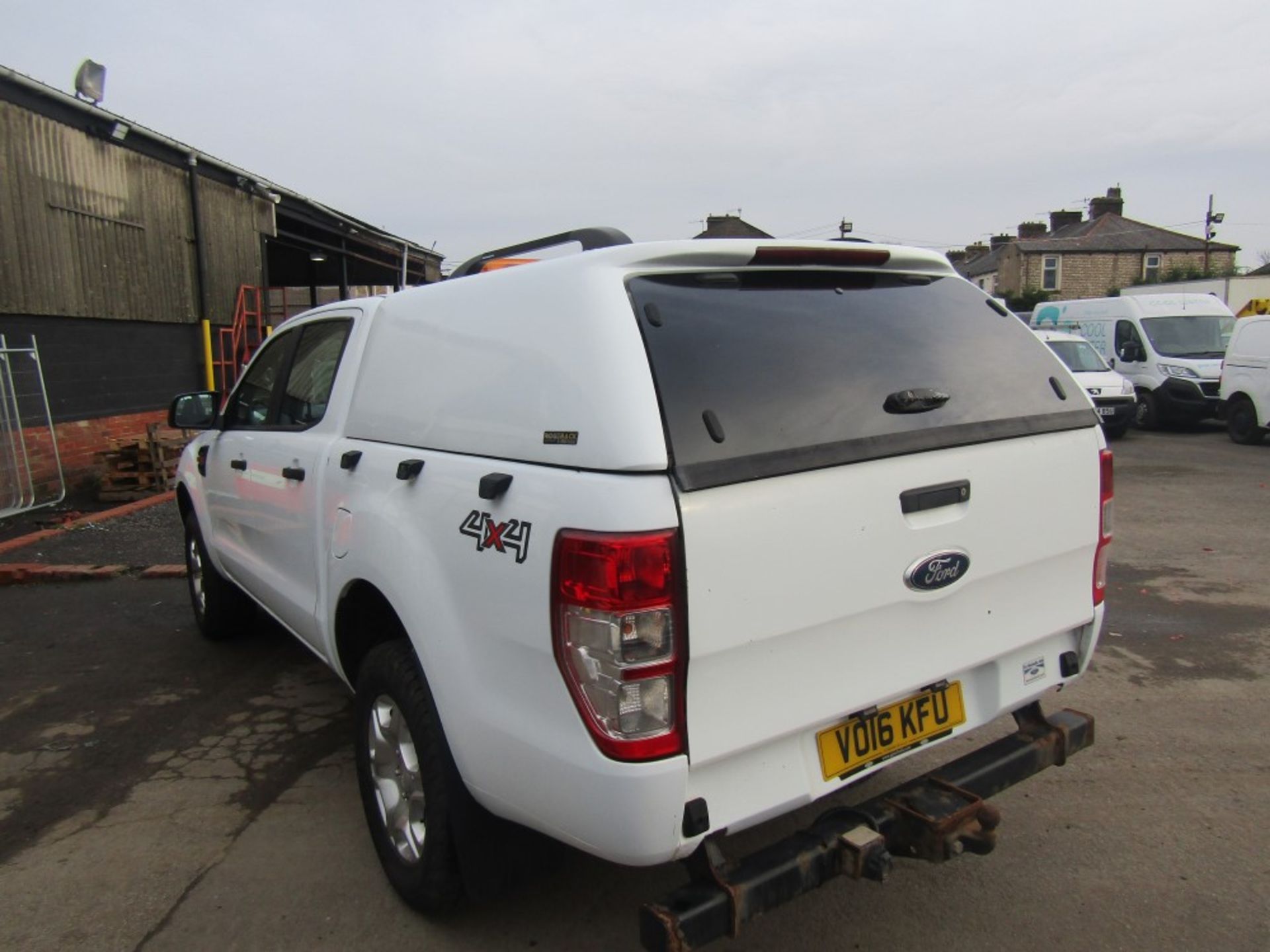 16 reg FORD RANGER XL 4 X 4 DCB TDCI PICKUP, 1ST REG 04/16, 152482M WARRANTED, V5 HERE, 2 FORMER - Image 3 of 8