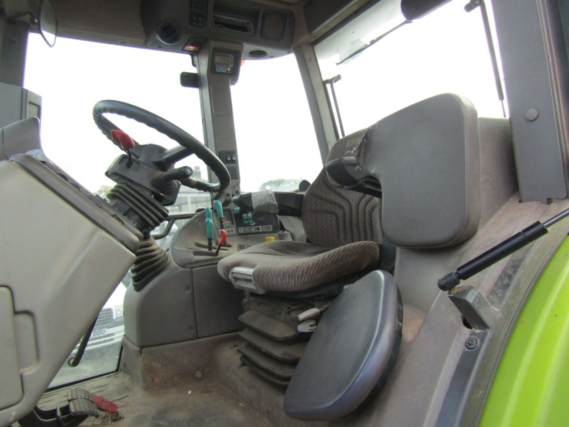 06 reg CLAAS ARES 836 RZ TRACTOR (ON VCAR CAT N) 6397 HOURS, NO V5 [+ VAT] - Image 5 of 5