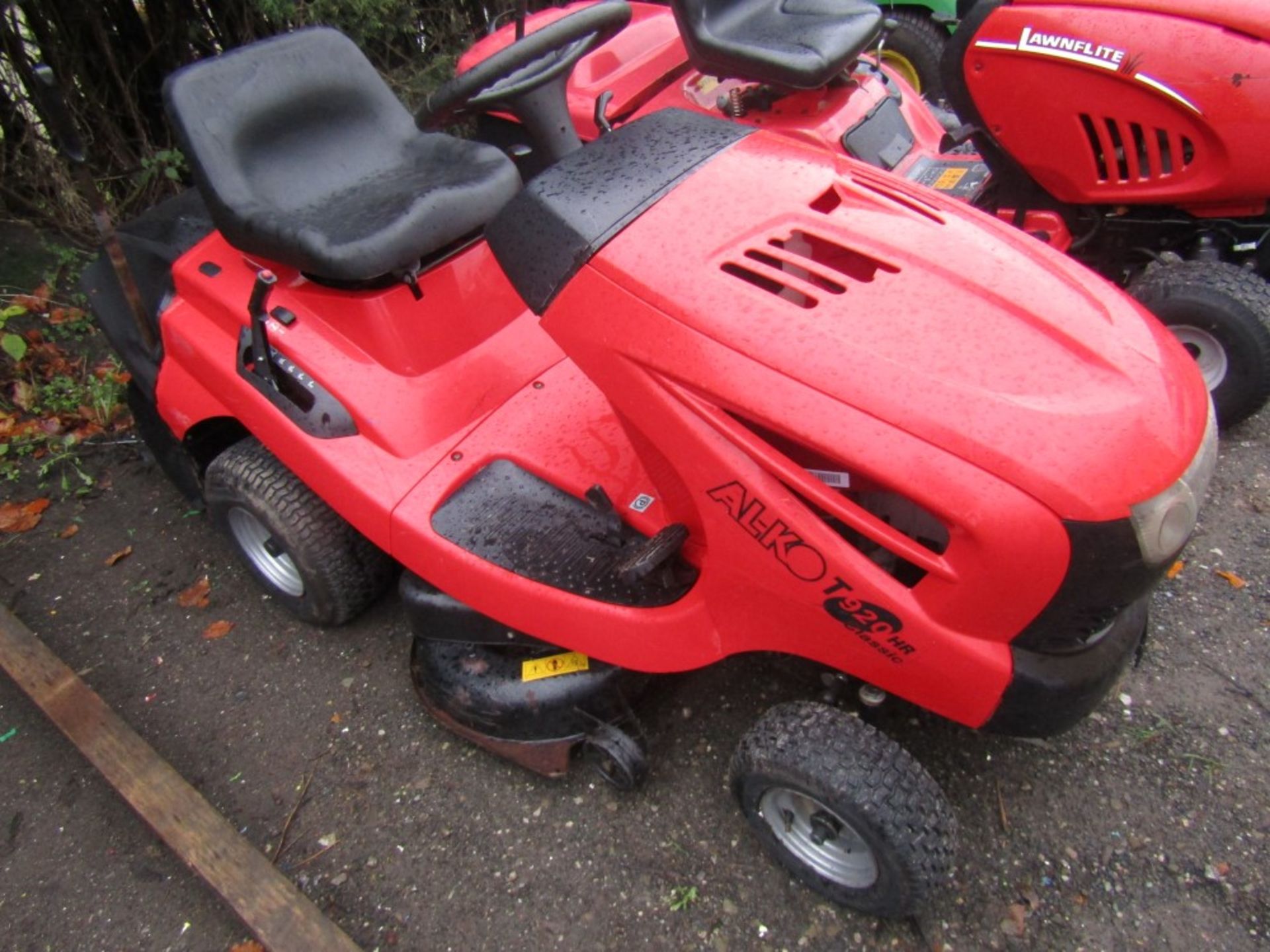 ALKO T920HR RIDE ON MOWER [NO VAT] - Image 4 of 4