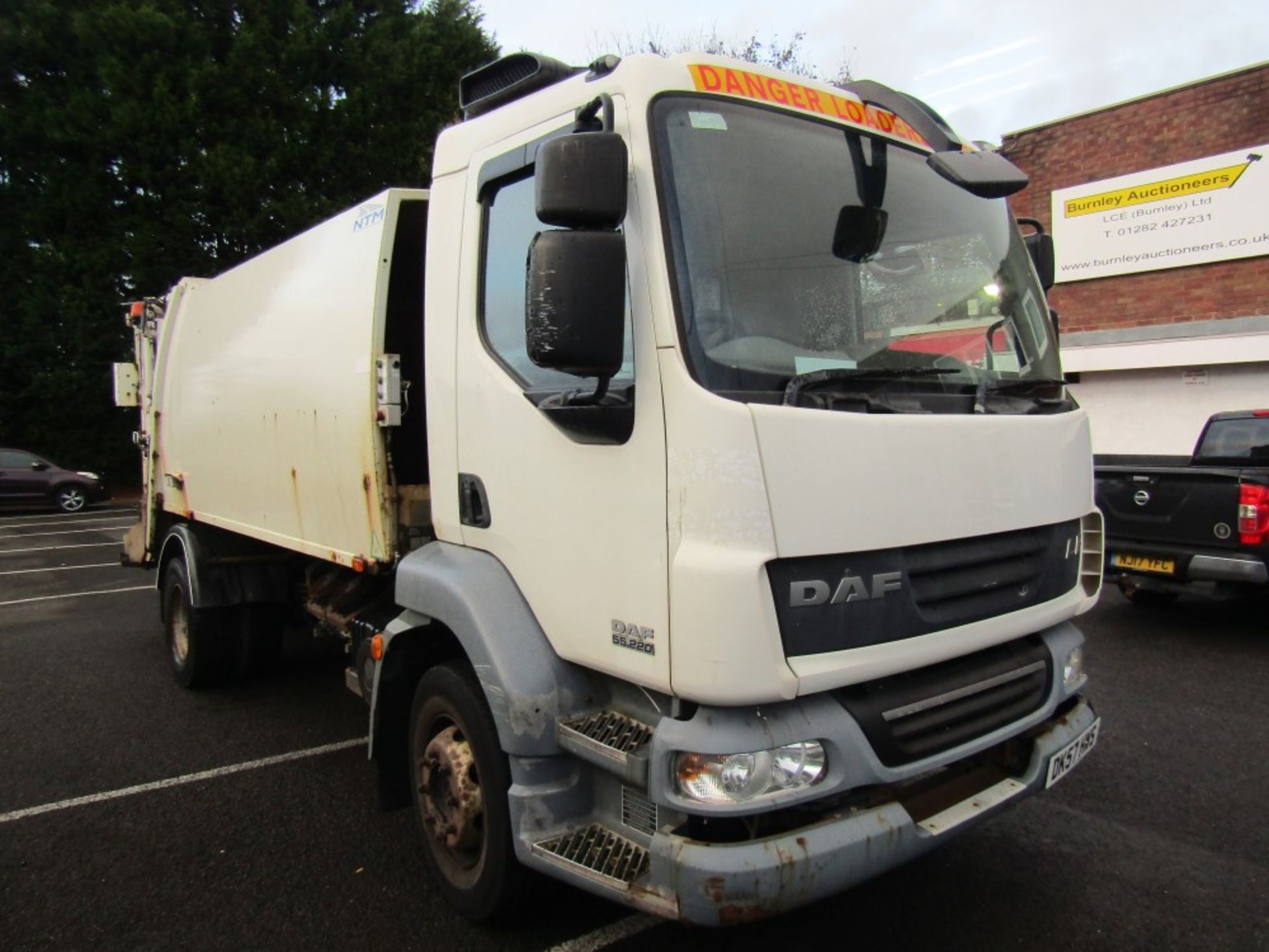 57 reg DAF FA LF55.220 REFUSE WAGON (DIRECT COUNCIL) 1ST REG 10/07, 294318KM WARRANTED, V5 HERE, 1