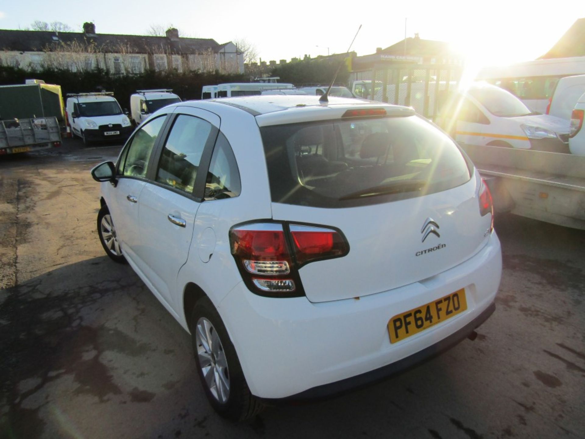 64 reg CITROEN C3 VTR+ PURETECH, 1ST REG 01/15, TEST 01/23, 43239M WARRANTED, V5 HERE, 2 FORMER - Image 3 of 7