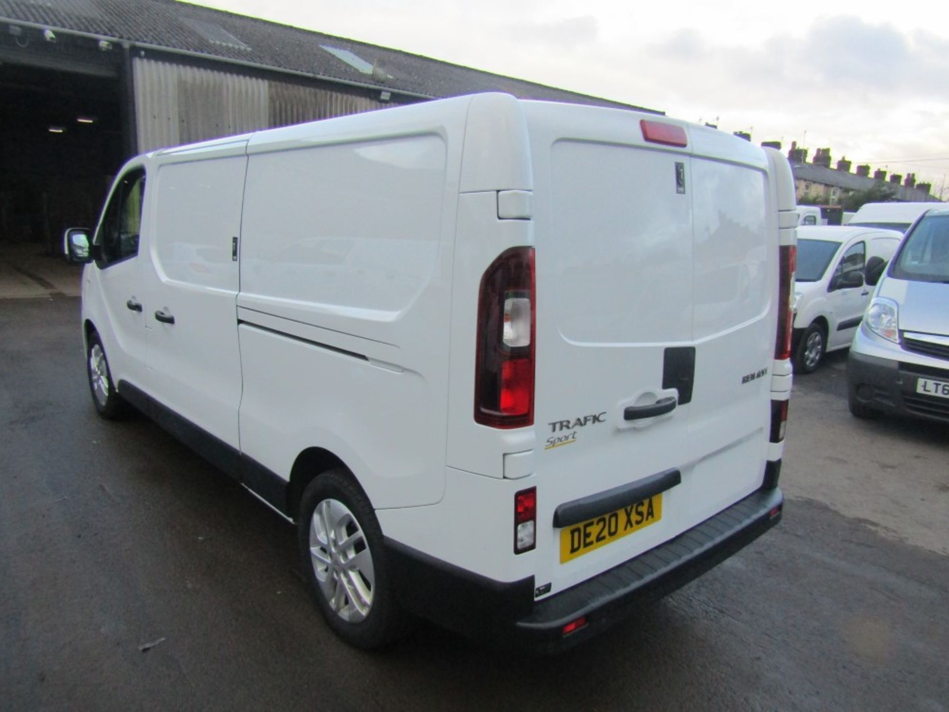 20 reg RENAULT TRAFIC LL30 SPORT ENERGY DCI, CRUISE CONTROL, SAT NAV, AIR CON, 1ST REG 06/20, - Image 3 of 7