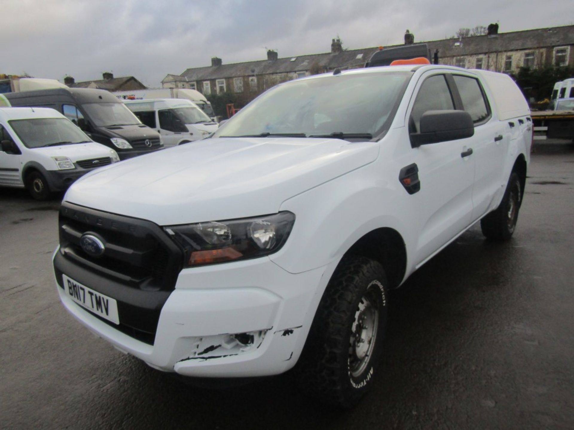 17 reg FORD RANGER XL 4 X 4 TDCI PICKUP (SMOKING BAD) 1ST REG 05/17, 90052M WARRANTED, V5 HERE, 2 - Image 2 of 6