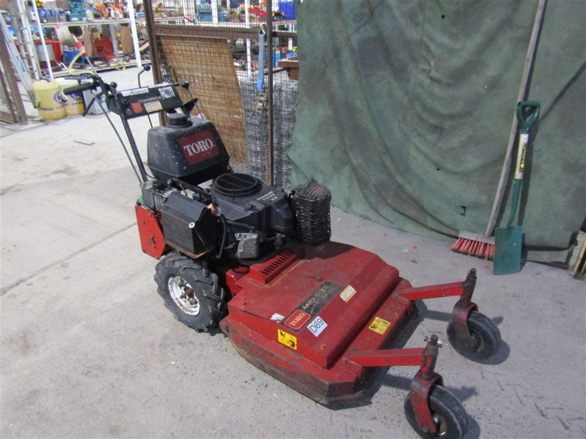 TORO 32" PEDESTRIAN MOWER (DIRECT COUNCIL) [+ VAT]