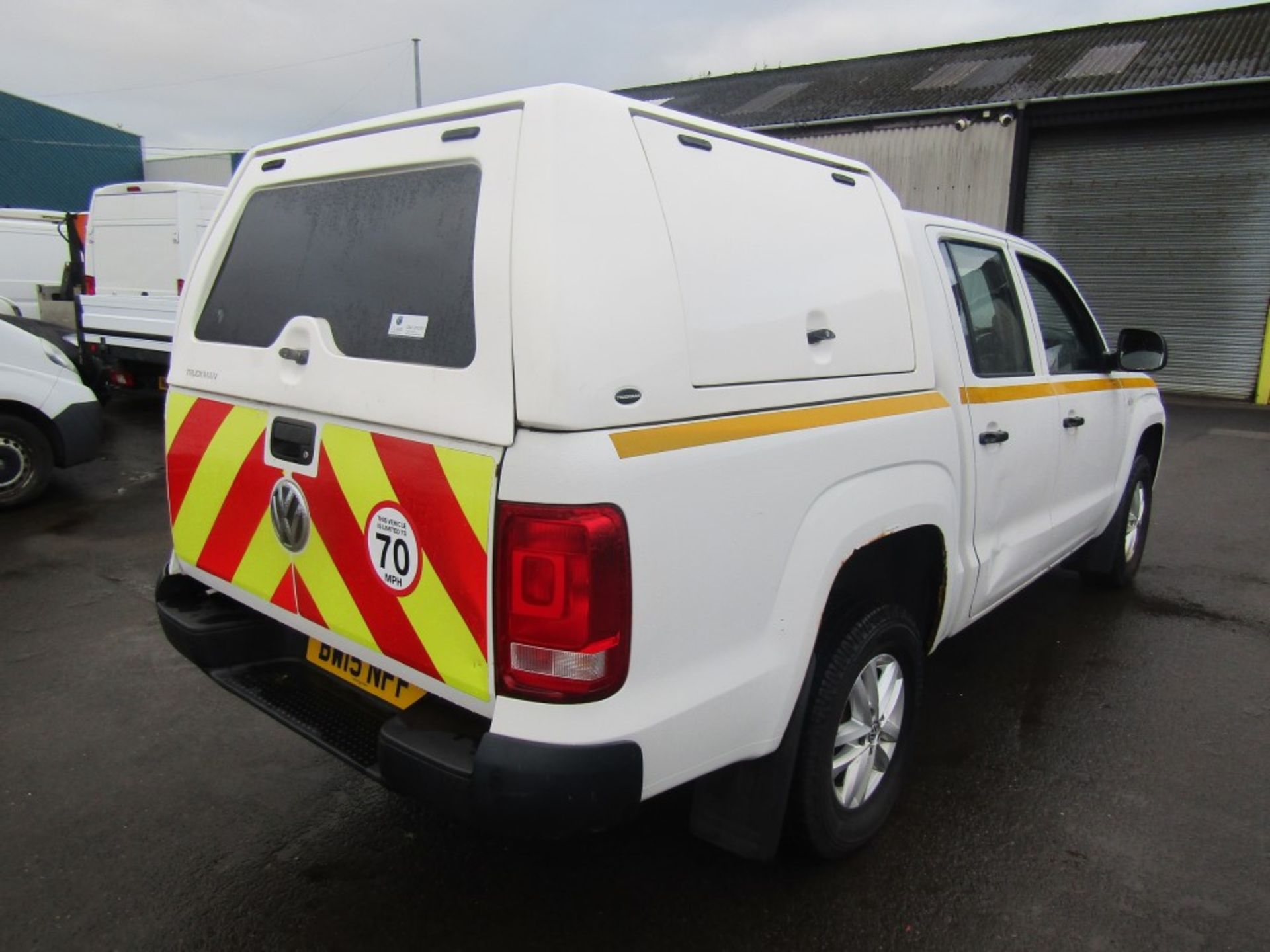 15 reg VW AMAROK STARTLINE TDI 4MOTION DC PICKUP, 1ST REG 07/15, TEST 03/23, 134560M WARRANTED, V5 - Image 4 of 6