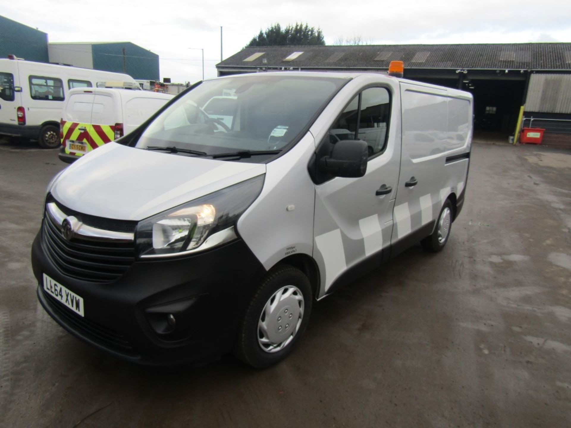 64 reg VAUXHALL VIVARO 2900 CDTI ECOFLEX, 1 COMPANY OWNER, FSH, AIR CON, 1ST REG 12/14, TEST 11/ - Image 2 of 7