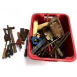 A mixed box of hand tools to include Rapid hand drill, 'Yankee' screwdriver, Brades chisel,