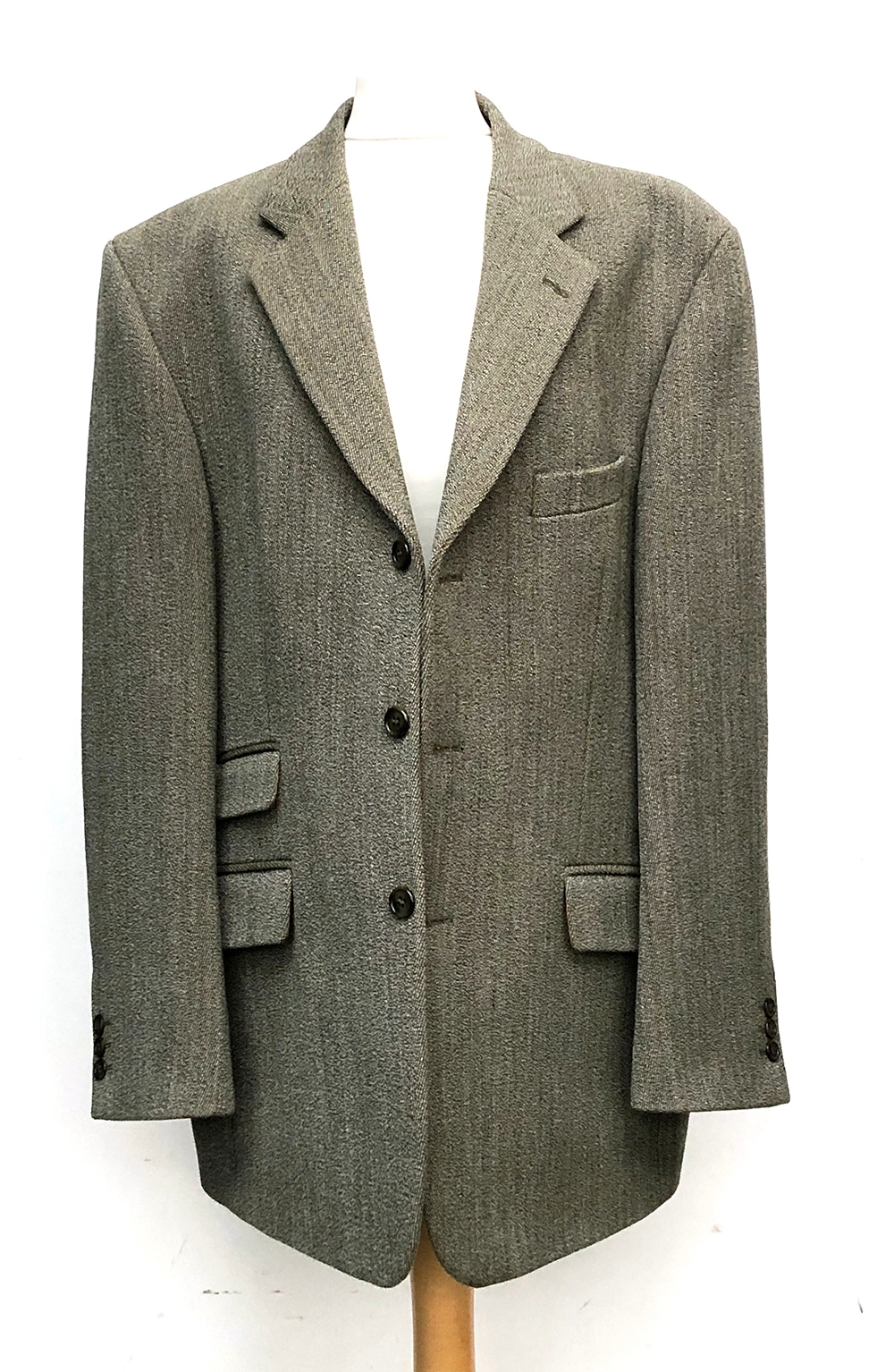 A Brook Taverner keeper's tweed thornproof single breasted jacket, size 42R