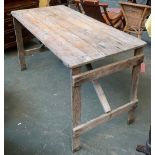 A vintage folding trestle table, 136x65x76cmH