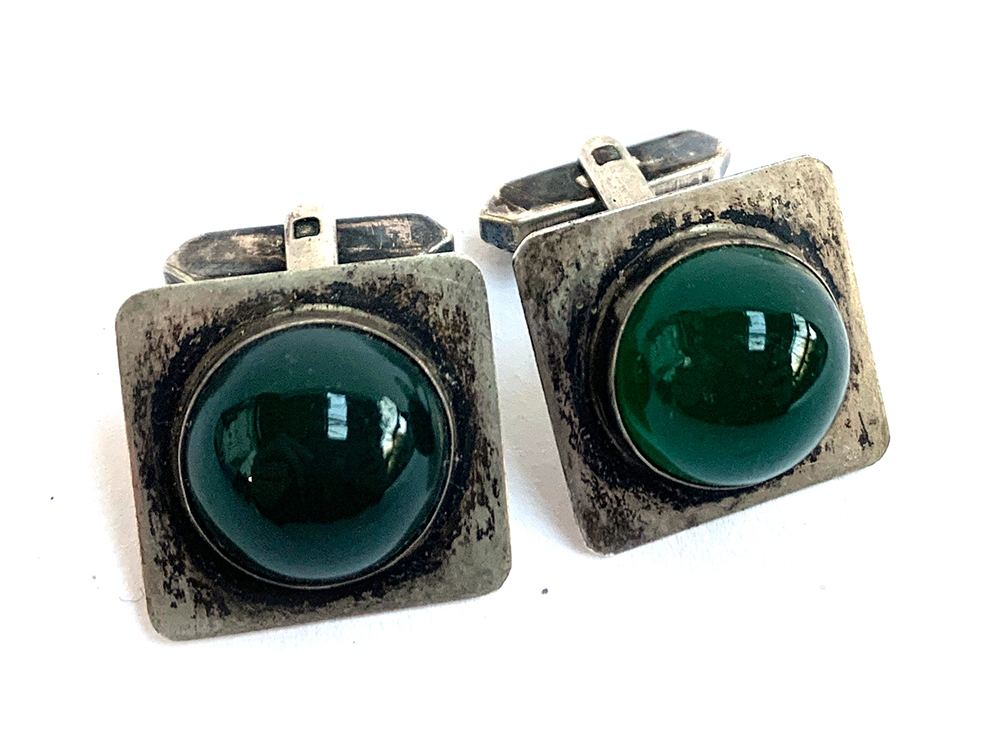 A pair of Georg Kramer Modernist 835 silver and chrysoprase cabochon cufflinks, 2cmD, each marked gK