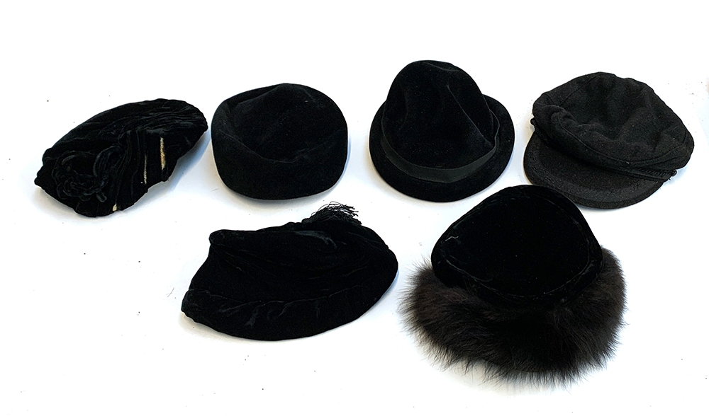 A mixed lot to include vintage hats, textiles, a fur muff and silk lined fur shawl by Faulkes, - Image 3 of 5