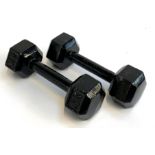 A set of 4kg dumbbell weights