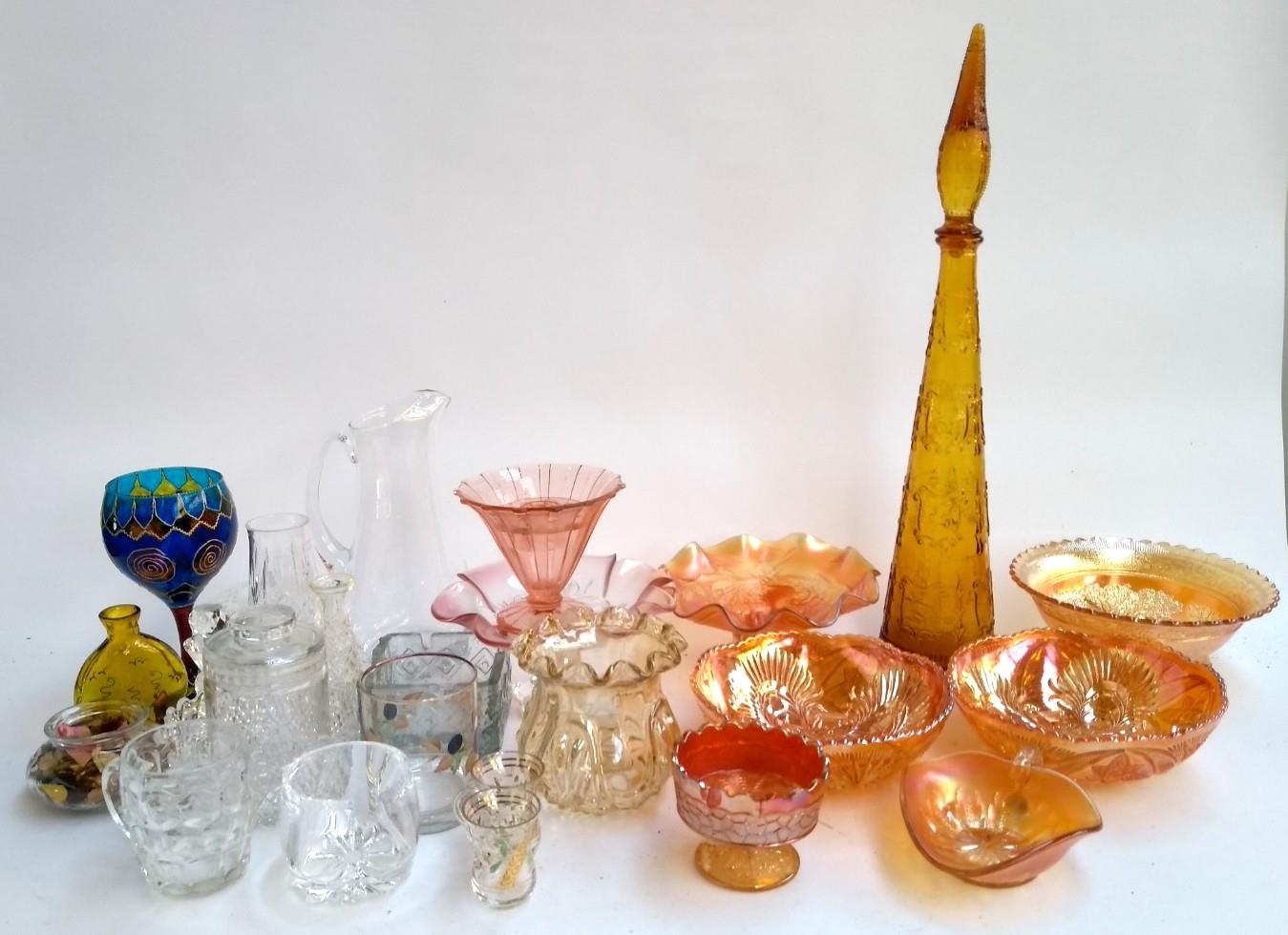 A mixed lot of glass to include orange lustre glass; Thomas Webb; tall brown glass bottle vase etc