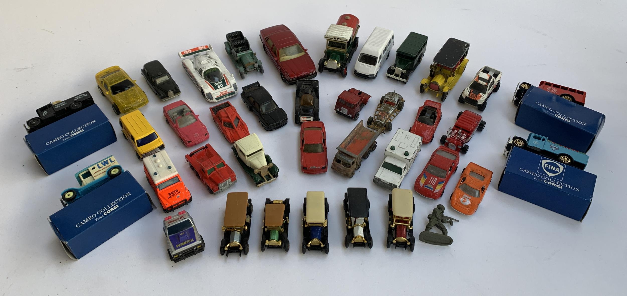 A quantity of die cast model cars to include Corgi, Matchbox, Maisto, Hot Wheels, super stock car,