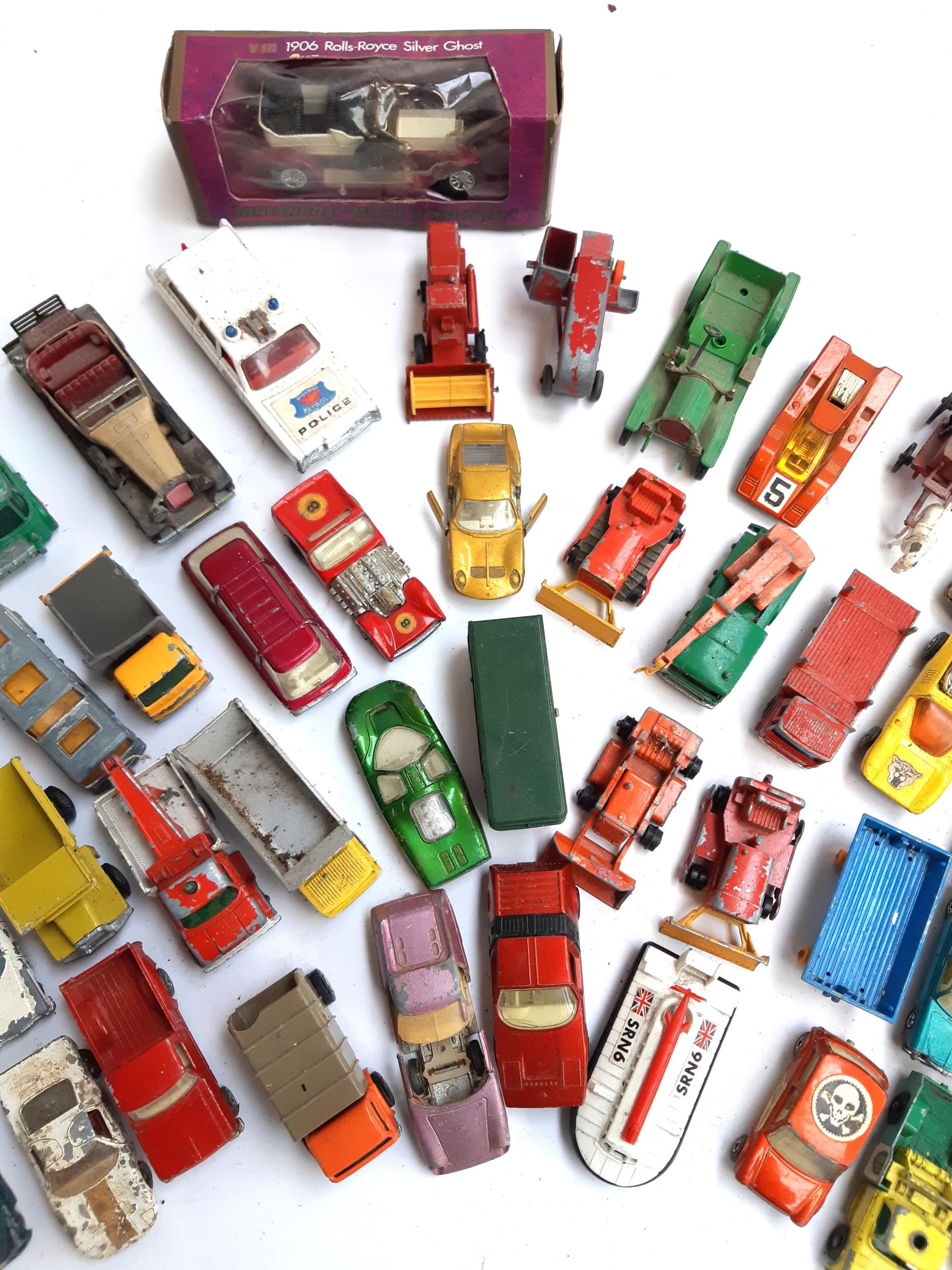 A quantity of Matchbox die cast vehicles to include Foden Breakdown tractor, Super Kings, Ford - Bild 3 aus 4