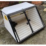 A Lintran transit box dog cage, 92cmW