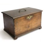 A Georgian oak apprentice piece box, later fittings, 42x26x24cm